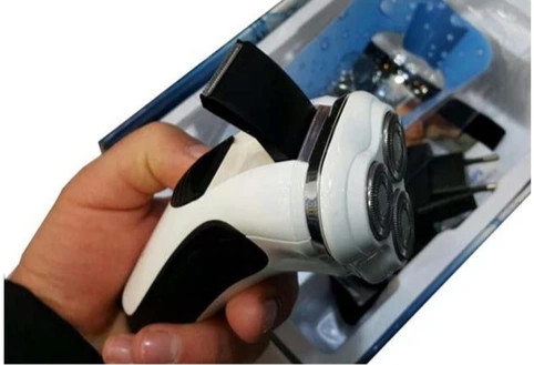 ریش تراش فیلیپس سه تیغ RQ8280