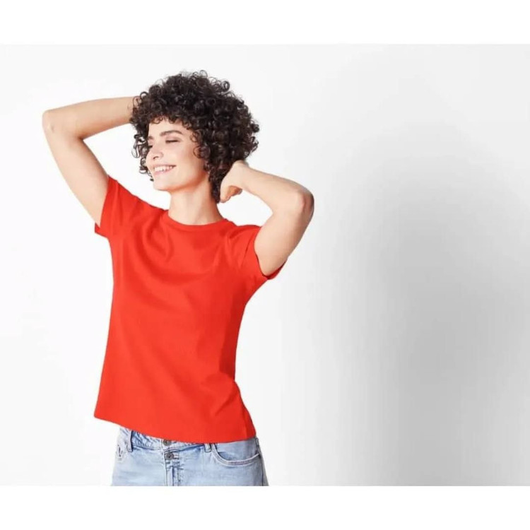 تیشرت زنانه (استوک) مارک اسمارا آلمان 🇩🇪 سایزاروپایی(EUR):L عرض سینه :53cm قد:65cm ✅پکدار ✅کشی ✅جنس 95درصد Baumwolleو 5درصد Elasthan